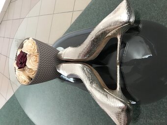 BURBERRY originál metalicke damske lodicky 39 - 12