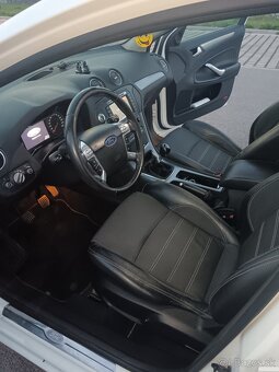 Predám Ford mondeo Mk4 Facelift 2,0 Tdci - 12