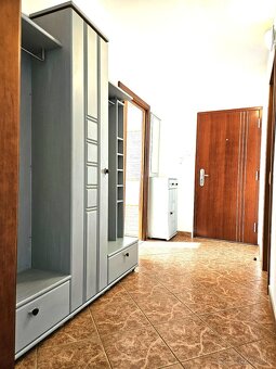 3,5 i byt sídlisko JUH/TOPOĽČANY, ul. Bazovského - 12