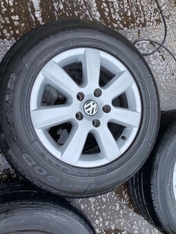 Predam 2 x sadu original VW Touareg 7P - 12