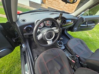 MINI Cooper One Seven - 12