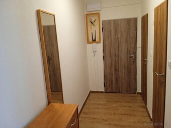 Na predaj 2 izbový byt NITRA - CENTRUM - 12