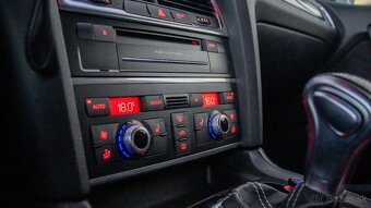 Audi Q7 3.0TDI quattro tiptronic - 12