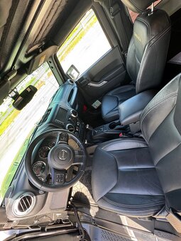 Jeep Wrangler SAHARA 2.8 CRD - 12