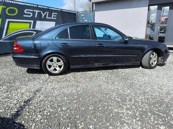 Mercedes-Benz E trieda Sedan 270 CDI - 12