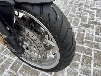 Triumph Tiger 1050 - 12