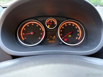 Opel Corsa 1.2 2014 manuál - 12