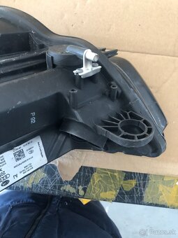 predni svetlo svetla audi a3 pravy 12-16 prave - 12