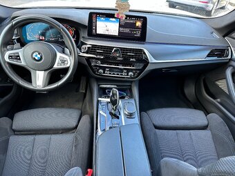 BMW Rad 5 Touring 530d mHEV xDrive M+Sport,A/T,210KW,A8..290 - 12