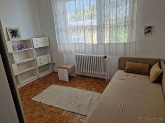 4-izbový dom s garážou na Zobore - prenájom - 12