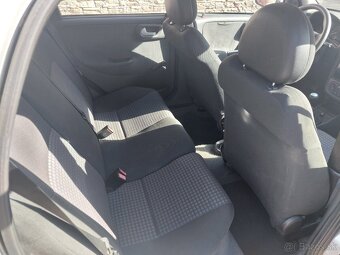 Opel Corsa 1.2 - 12