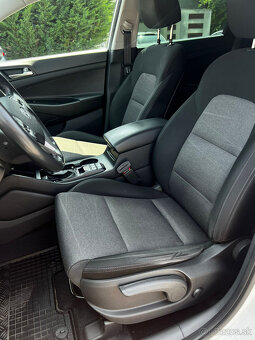 Hyundai Tucson 1.6 T-GDI Style, 130kW rv.06.2020,4x4 automat - 12