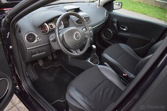 Renault Clio III - 12