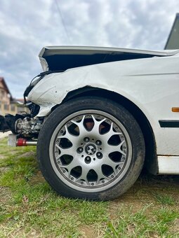 Rozpredám BMW E39 530d - 12