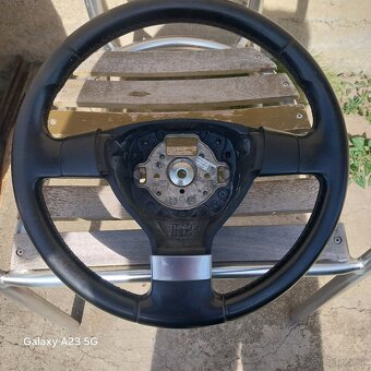 Golf 5 plus 1.9tdi 77kw bxe - 12