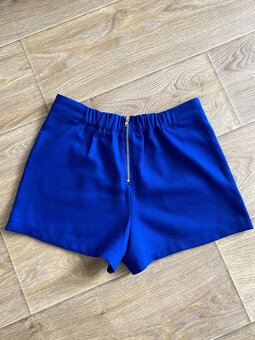 Balík kraťasov - 12