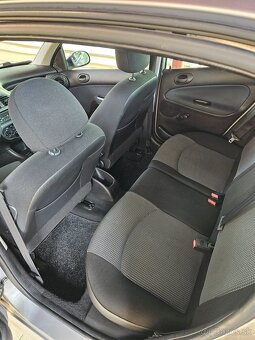 Peugeot 206 1.4 16v 65kw - 12