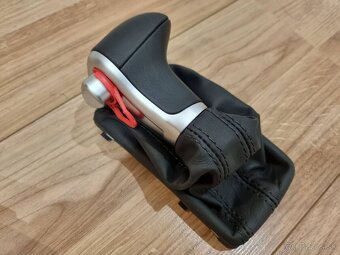 AUDI KOZENA RADIACA PAKA AUDI NA AUTOMAT - 12