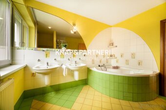 PRENÁJOM, 5 IZBOVÝ BYT,131M2,BALKÓNY,TERASA, PREŠOV - 12