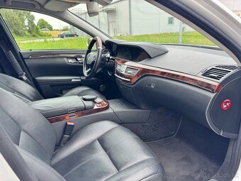 Mercedes w221 4matic 261000 km kupovane na SK - 12