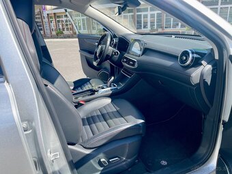 MG EHS 1.5 Plug in Hybrid, PANO, 360°, najv. LUXURY výbava - 12