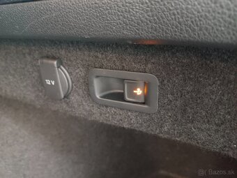 VW Passat B8 GTE Variant 1.4TSI 160kW DSG - záruka Autodraft - 12