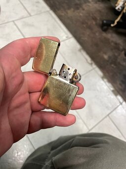 Zippo Four Roses Bourbon( 3/1993) - 12