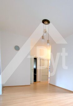 REZERVOVANÉ: VEĽKOMETRÁŽNY TEHLOVÝ BYT  TATRANSKÁ UL. - 12