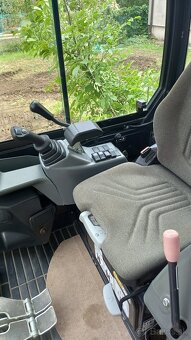 Minibager Yanmar SV26 - 12