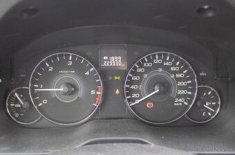 Subaru Legacy 2.0 - 12