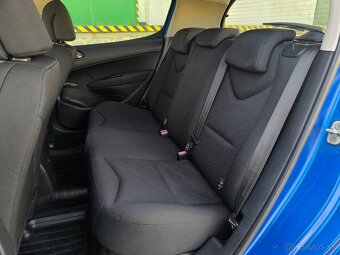 Peugeot 308 1.6 HDi - 12