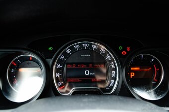 Citroën C5 2.7 HDi V6 24V FAP Exclusive A/T - 12