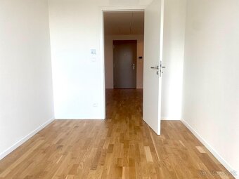 NA PREDAJ 3 IZBOVÝ BYT S BALKÓNOM V PRESTÍŽNOM KOMPLEXE  MET - 12