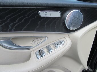 Mercedes GLC 300d - 12