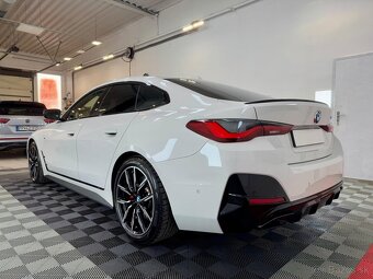 Bmw 440 i xdrive - 12