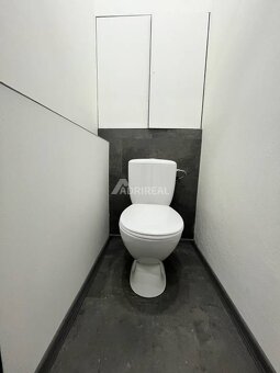 PREDAJ: 3i byt s dvoma balkónmi; 63,6 m2; Zvolen-Centrum; 16 - 12