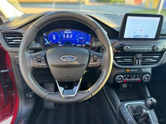 Ford Kuga 1.5 VIGNALE 110KW 8/2021 Panorama 360 - 12