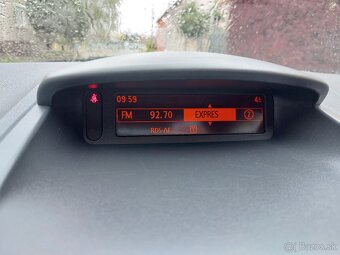 Renault Clio Van 1.5 DCI - 12