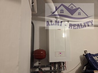 Rodinný dom s garážou - 12