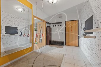 PRENÁJOM: 3 izbový byt; samostatné izby; loggia, Petržalka - 12