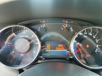 Peugeot 5008 automat - 12