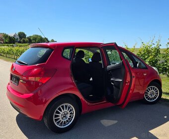 Kia Venga 1.4 16V 66KW/90PS R.V.01/2010 - 12