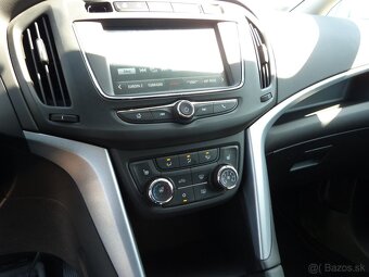 Opel Zafira Tourer 1,6 CDTi 99kW Manuál 6 st. 2 miestne - 12