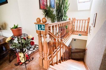 Veľký 7-izbový rodinný dvojgeneračný dom s garážou,... - 12