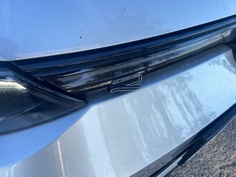 VW GOLF VARIANT VIII R-LINE 2.0TDI AUT PANO ALU 18” - 12