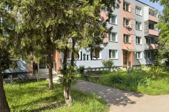 NA PREDAJ veľkometrážny 2-izbový byt (68 m2) Nitra_Chrenová - 12