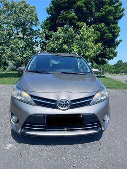 Toyota Verso 1.8 Valvematic - 12