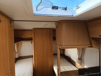 Obytny prives Chateau Calista 450 (466) - 2005 rok, mover - 12