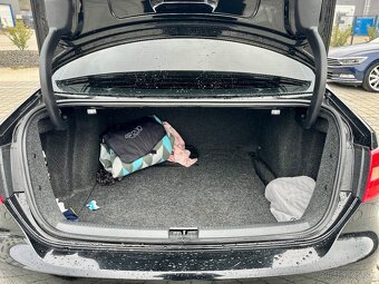 Volkswagen Jetta 1.2 TSI 77kW VW - 12