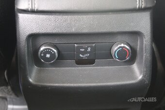 Ford S-MAX 2,0 TDCI 140 kW ECOBLUE AUTOMAT - 12